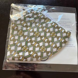 COPY - Tory Burch Face Mask *BRAND NEW